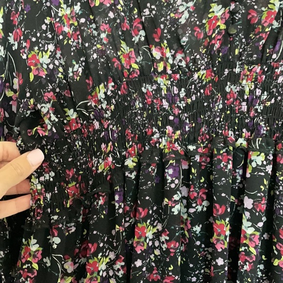 Zara midi flowery dress. Size 8. Never worn. - Picture 5 of 5